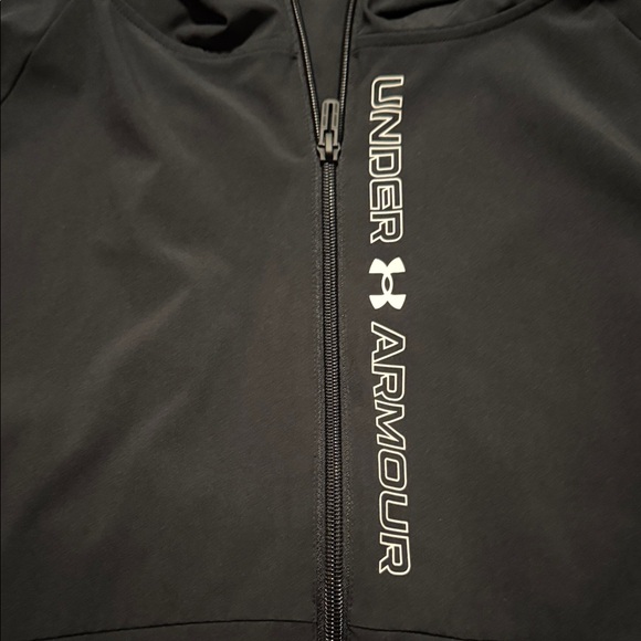 Under Armour Women's Black Windbreaker Jacket - Picture 3 of 9